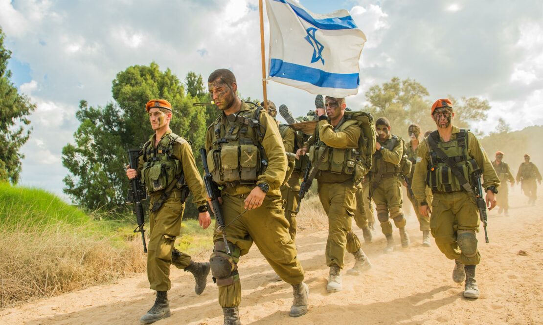 fidf soldiers marching